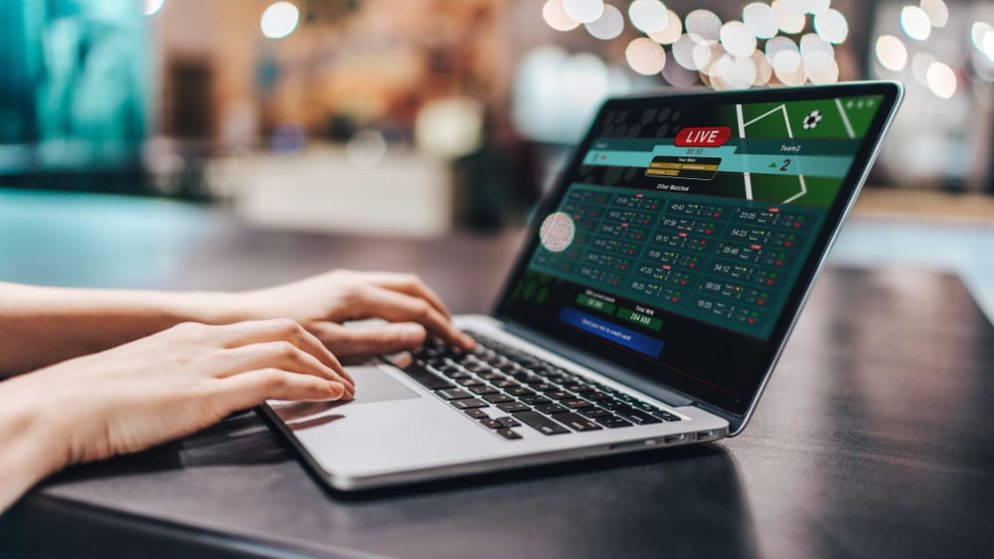 Will UK Online Gambling Continue To rising After COVID19